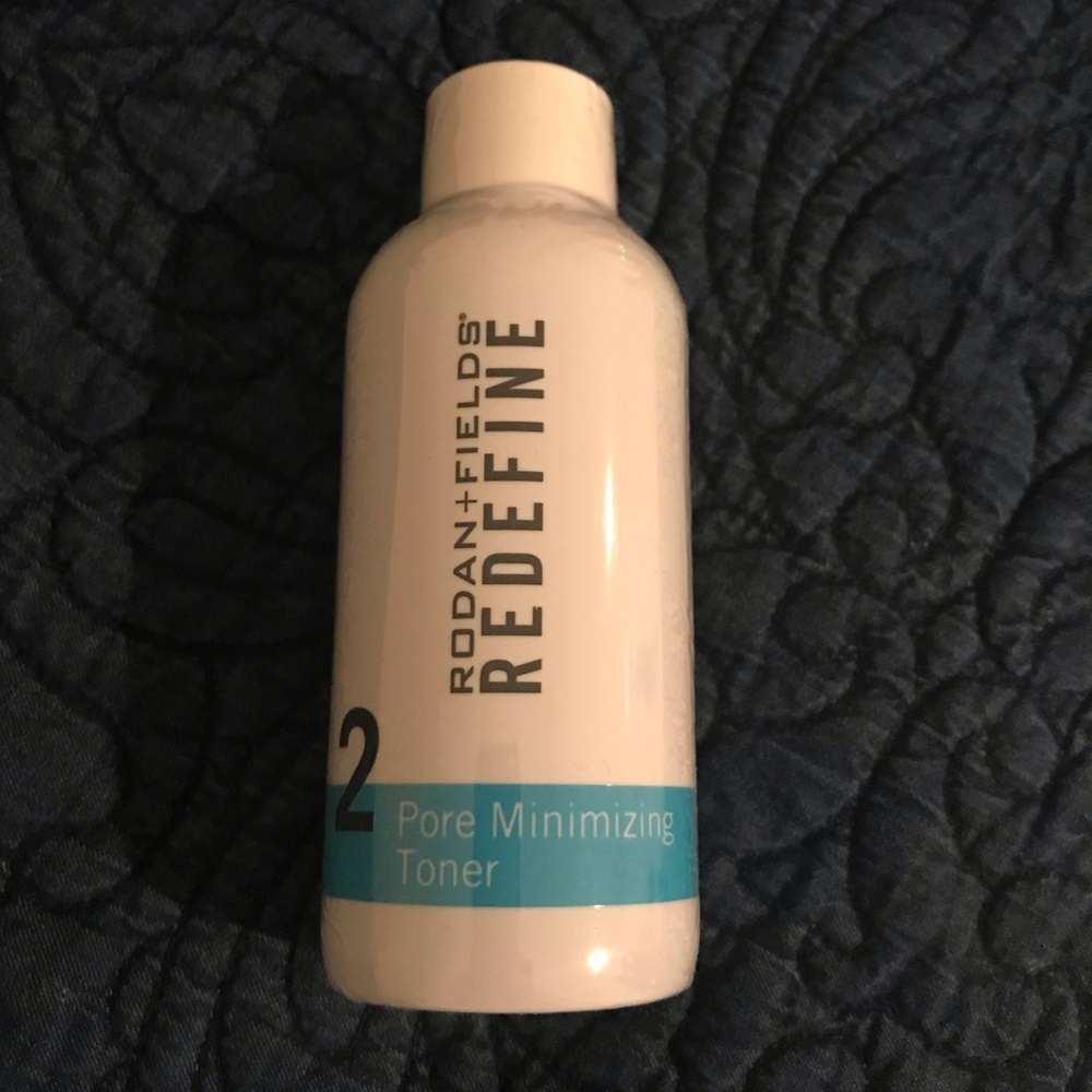 Rodan fields redifine toner. Brand new!!
